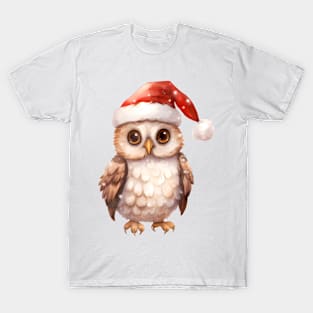 Great Horned Owl in Santa Hat T-Shirt